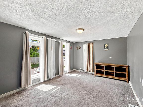 3rd image of 413 Breens Ct SW