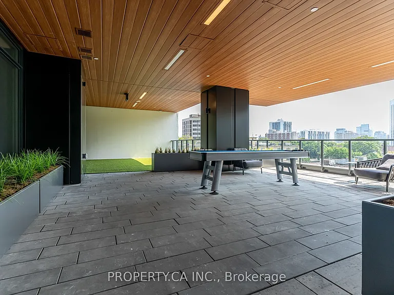 319 Jarvis St #LPH16 — Photo 46