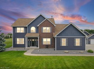 19137 Landing Ln, Columbia Station, OH 44028