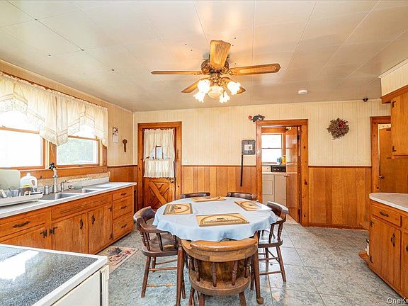 5th image of 68 Rollstone Avenue