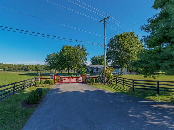 5th image of 4070 Troy Pike