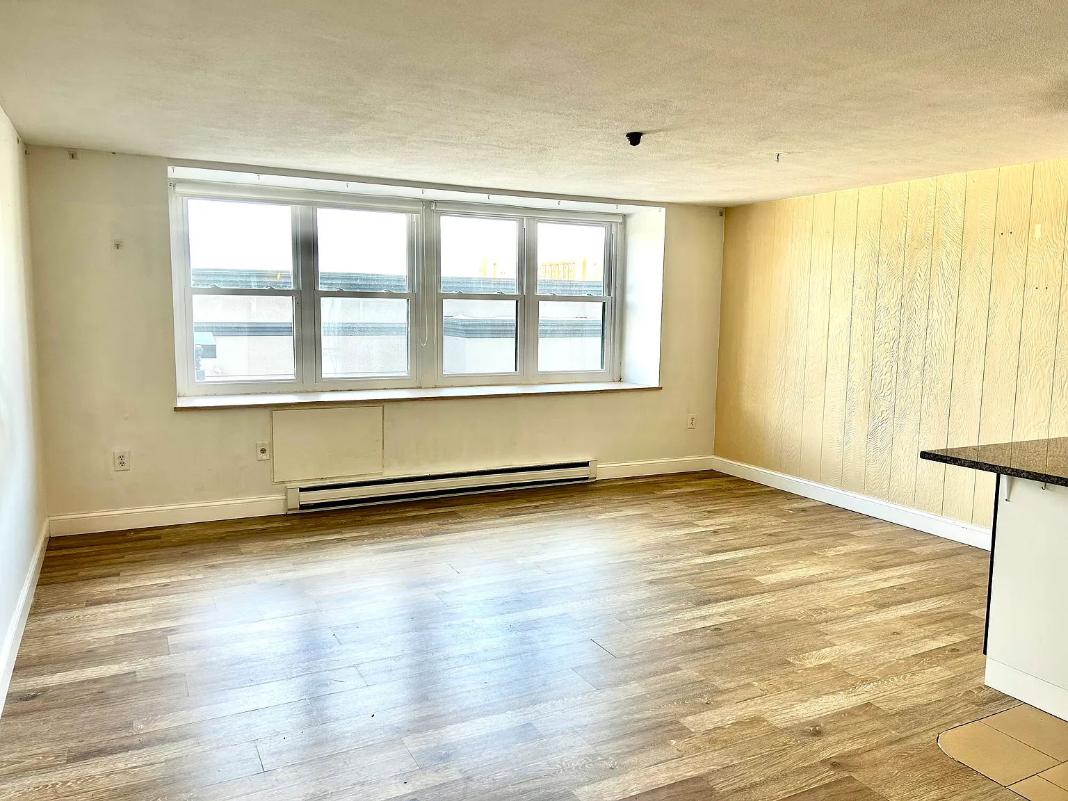 Studio, 418 sqft, $1,750 — Photo 3