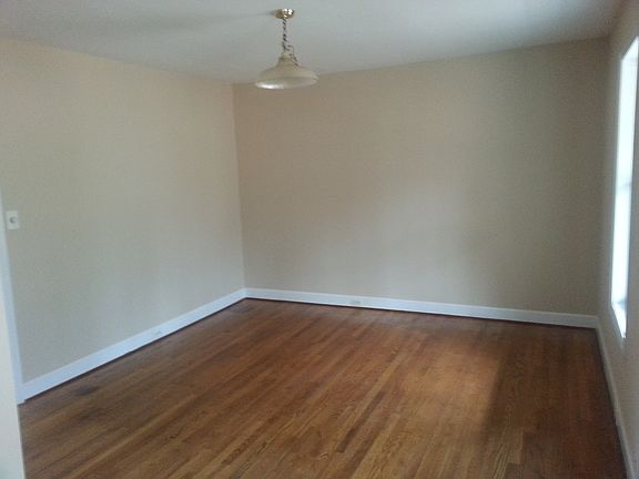 5th image of 4614 S Landing Dr