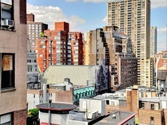 5th image of 112 W 72nd St APT 12F