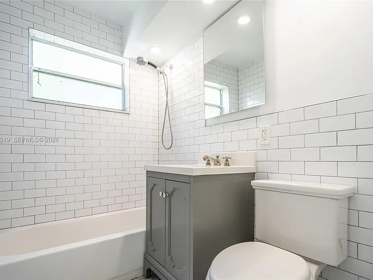 3265 Virginia St #1 — Photo 19