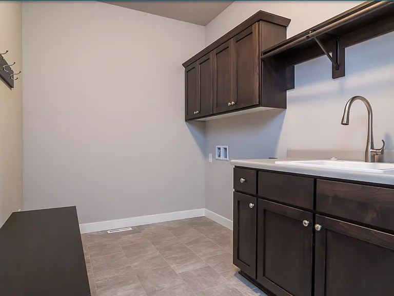 615 Clear Pond Way — Photo 9