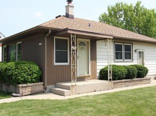 2676 S 70th St, Milwaukee, WI 53219