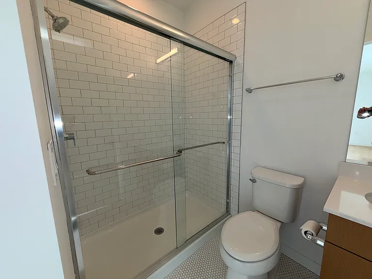 1008 South Ave #401 — Photo 10