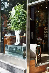 Rented by R New York