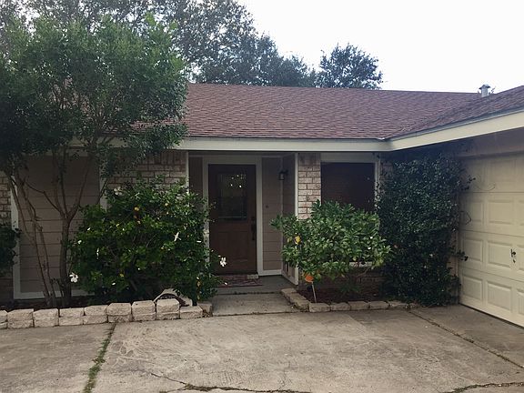 2nd image of 4013 Sandy Hollow Dr
