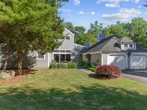 381 Three Mile Course, Guilford, CT 06437