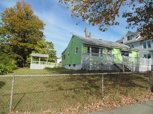 420 Carew St, Springfield, MA 01104