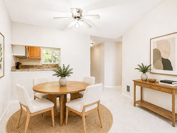 Virtually staged dining room