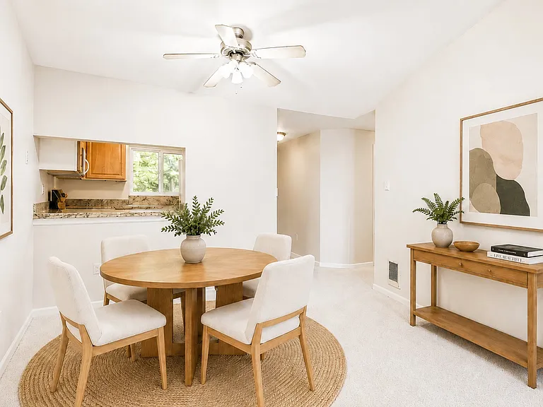 Virtually staged dining room
