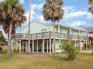 16606 Edward Teach Rd, Jamaica Beach, TX 77554