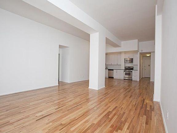 2nd image of 160 W 16th St APT 2J