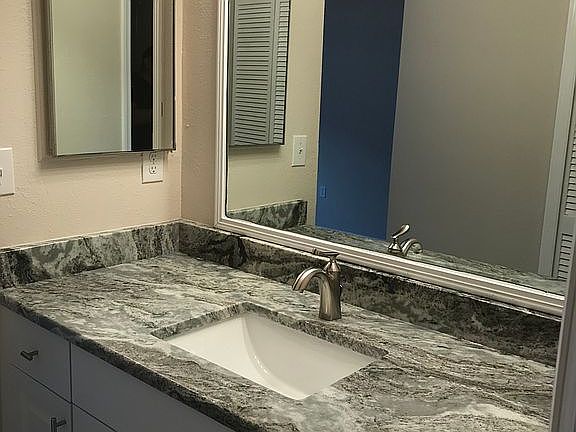 5th image of 6521 Royal Woods Dr