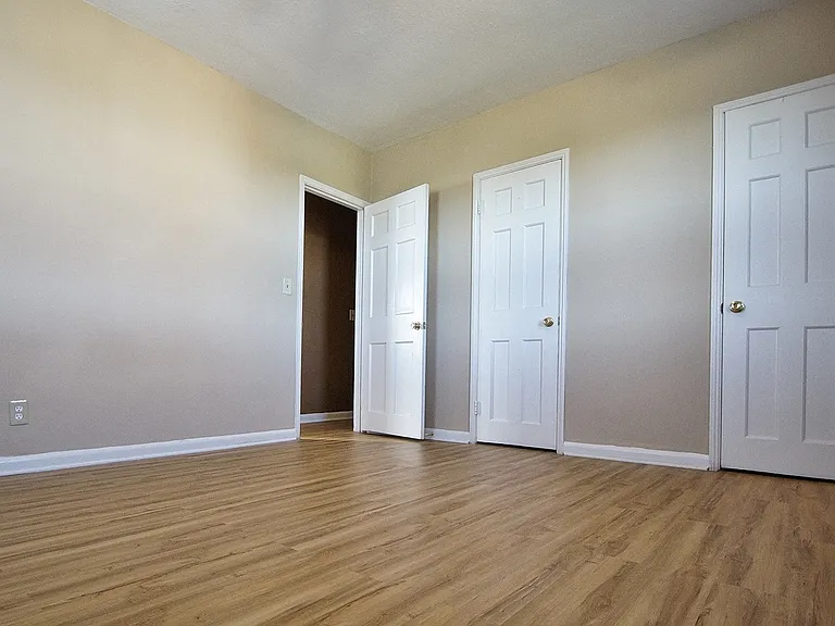 12929 Shaker Blvd — Photo 13