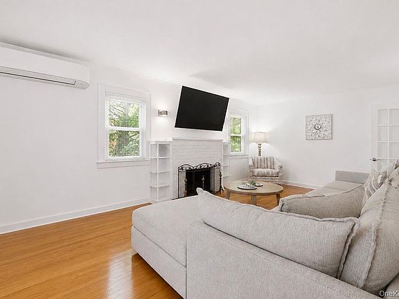 4th image of 27 Alice Court