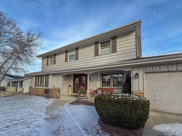 2760 North Park DRIVE, Wauwatosa, WI 53222