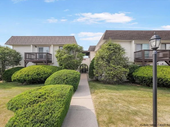 22 Village Park #3f, Fishkill, NY 12524