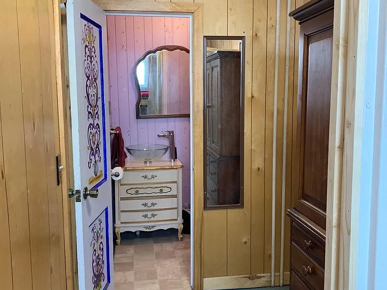206 Main St #2 — Photo 3