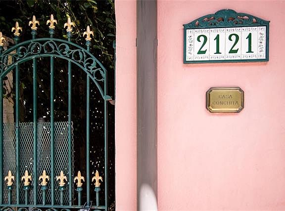 3rd image of 2121 Dauphine St