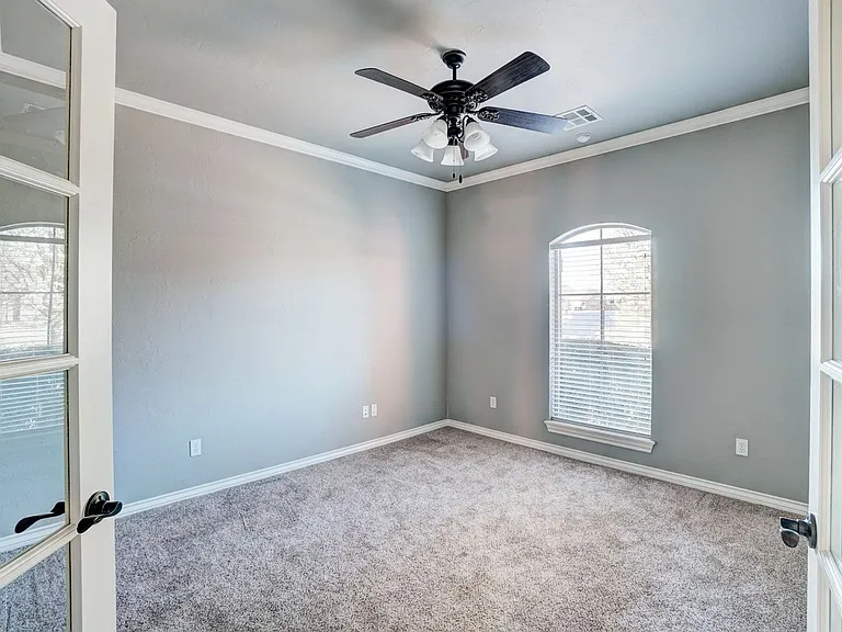 4601 NW 162nd Ct — Photo 17