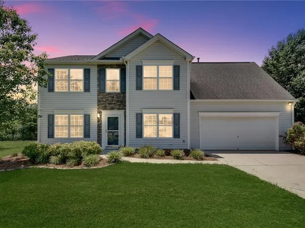 7550 Springmill Ct, Cumming, GA 30028