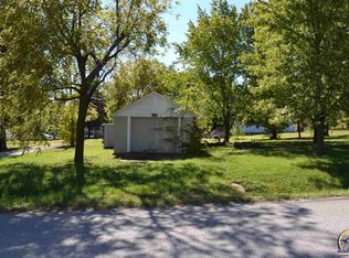 929 Washington St, Lyndon, KS 66451