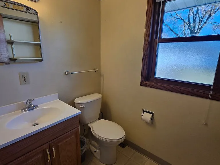 1798 Chateau Dr — Photo 16
