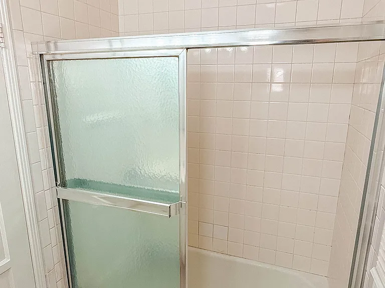 4520 Mesa Dr — Photo 10