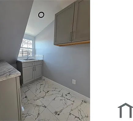16 Sherwood Ave