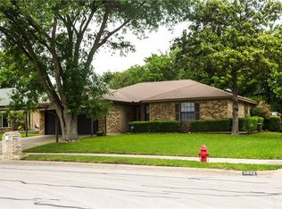 1036 Westcliff Ave, Saginaw, TX 76179