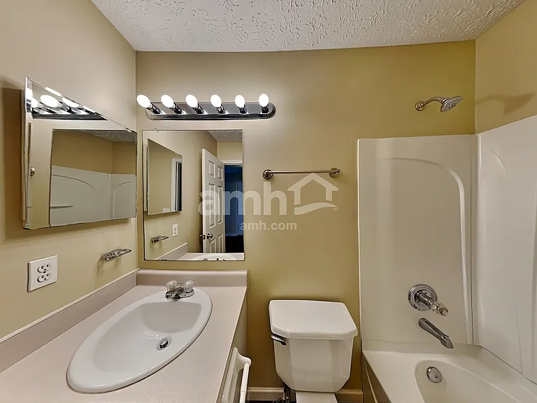 1095 Mastell Dr — Photo 21
