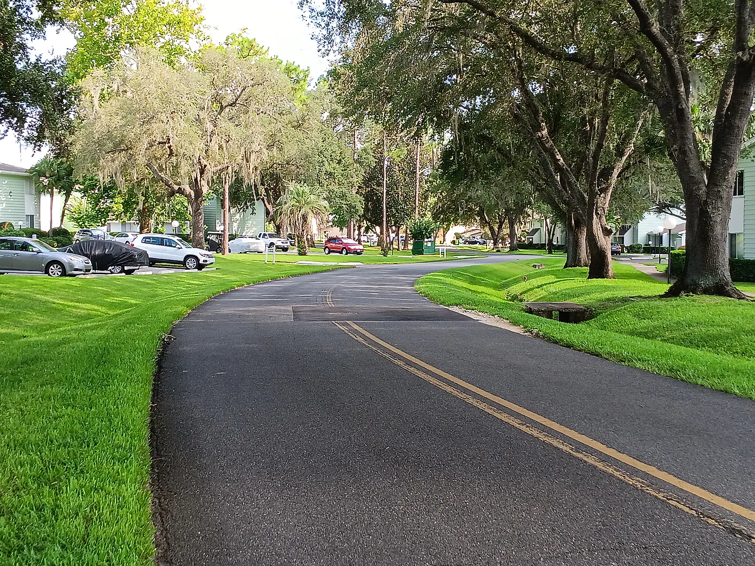 2 bed, 1.5 bath, 1059 sqft, $1,000 — Photo 2