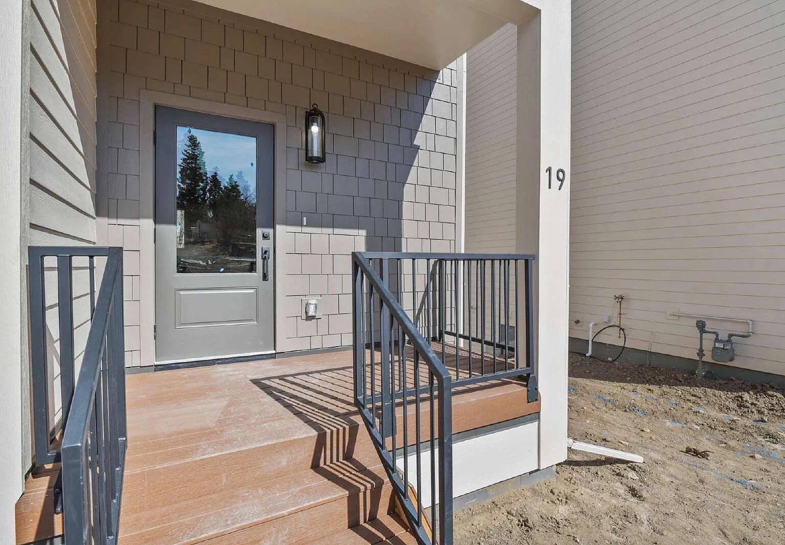 3 bed, 3.5 bath, 1794 sqft, $3,000 — Photo 2