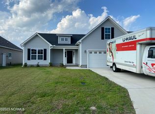 240 Sequoia Dr, Greenville, NC 27858