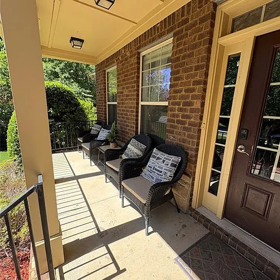 180 Village Green Ct SW #A — Photo 2