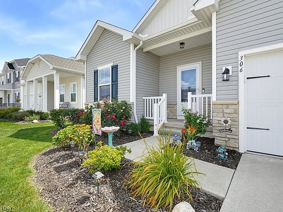 2nd image of 306 River Run Dr