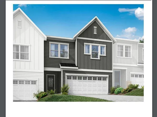 7904 Berry Crest Ave, Raleigh, NC 27617