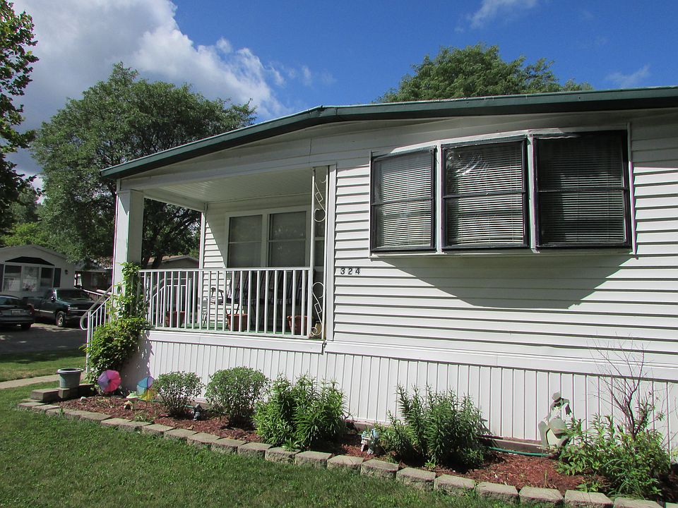 1st image of 324 Sycamore Dr