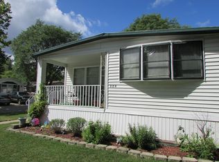 324 Sycamore Dr, White Lake, MI