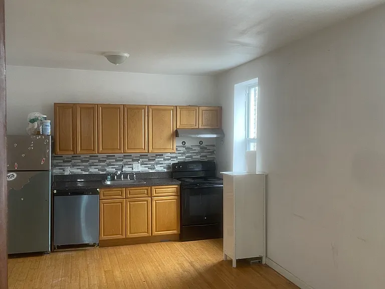 1320 Point Breeze Ave #A — Photo 4