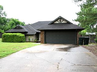 2802 Georgia Ave, Muskogee, OK 74403