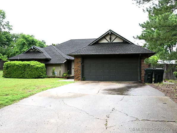 2802 Georgia Ave, Muskogee, OK 74403