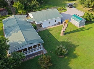 5362 Cross Church Rd, Pinckneyville, IL 62274