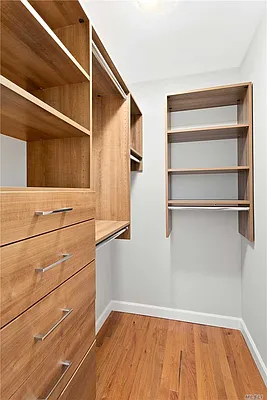 Sold by Prime Realty | media 11