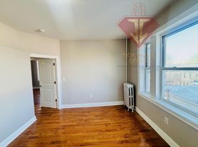 6000 Palisade Ave