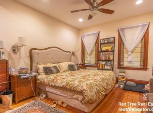 236 Concord Ave #2F, Cambridge, MA 02138